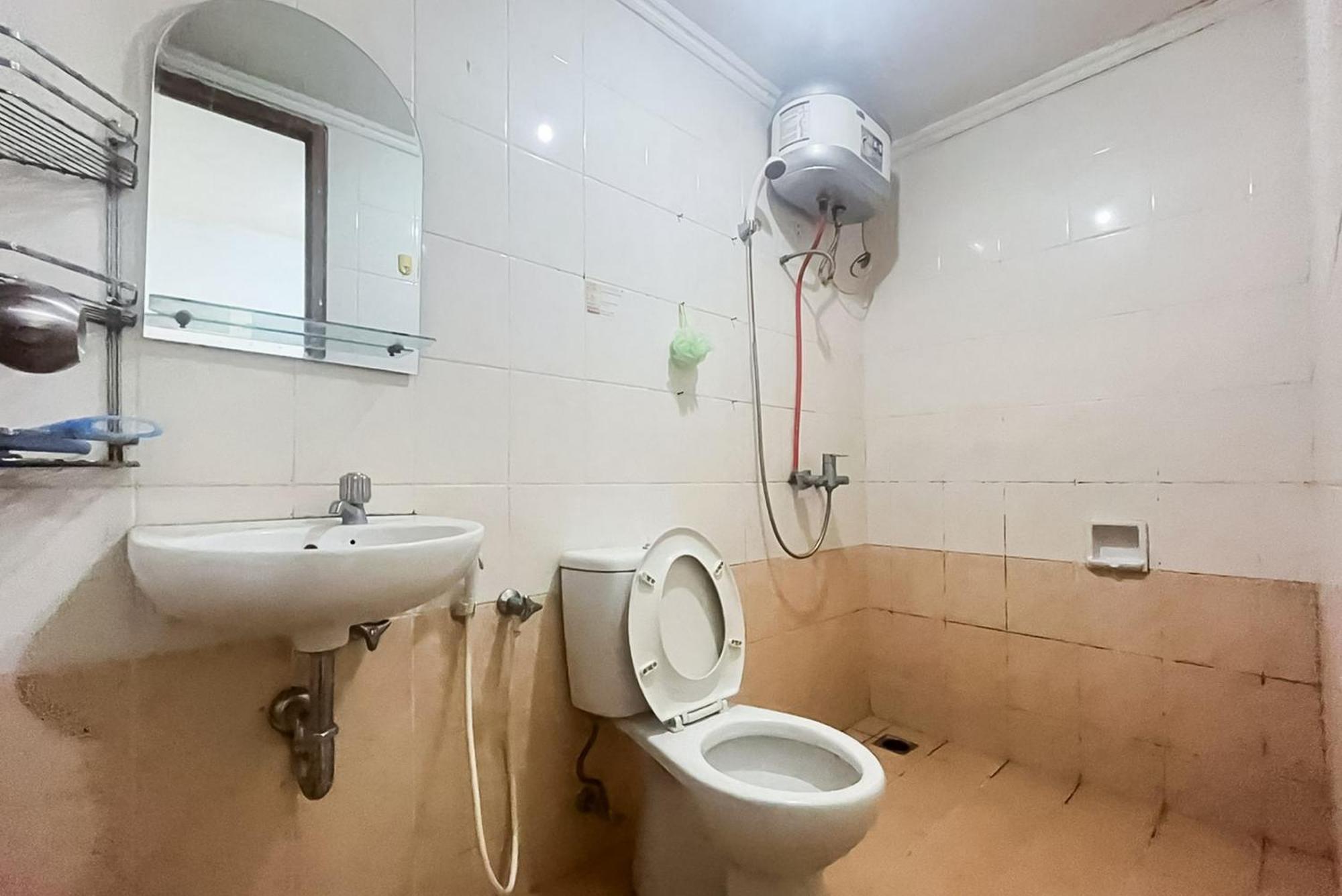 Pangsapuri Redliving Mediterania Gajah Mada - S'room Tower A *